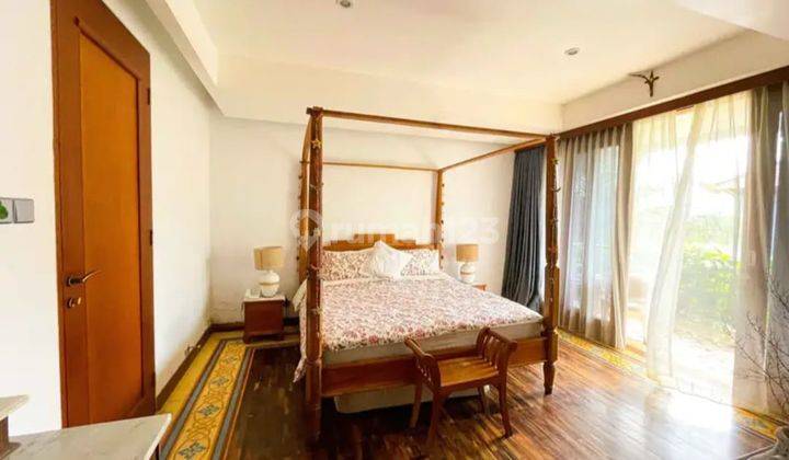 Villa Dijual Lokasi Dekat Dengan Tempat Hang Out  2