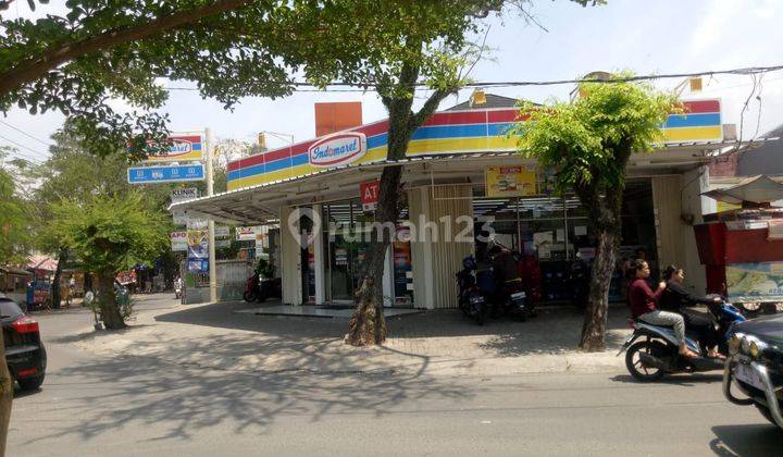 Ruang Usaha Minimarket Di Jalan Utama Cipamokolan, Bandung 2