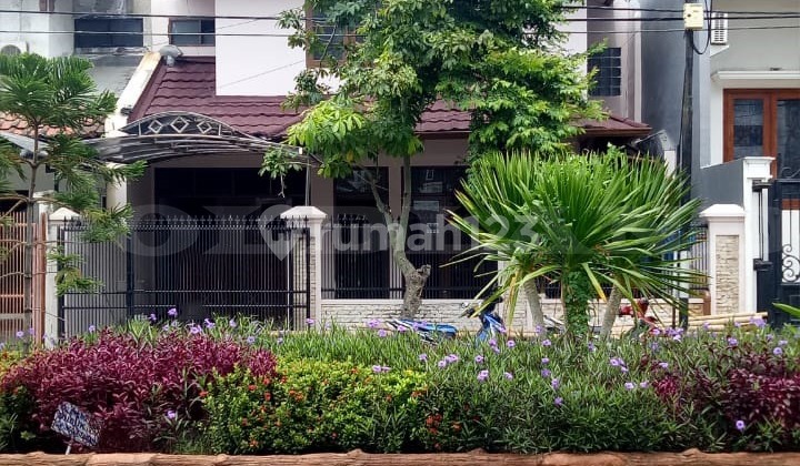 Disewakan Rumah di Sunter Graha Pratama ,2 Lantai, Jalan Besar ,Murah(Gn)