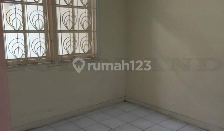 Disewakan Rumah Di Sunter Agung , Lebar 9 M , Tiap Kamar Sudah Ada Ac , Dalam Komplek 2