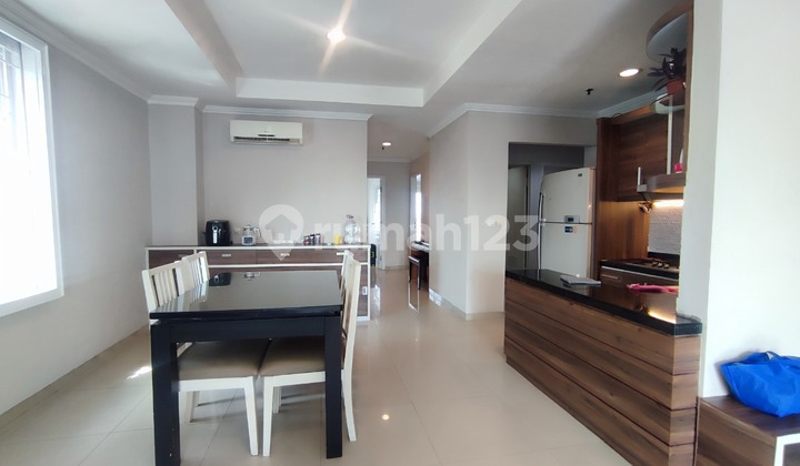 Dijual Apartemen Penthouse di Gading Resort Residence , Fully Furnished , Bagus dan Siap Huni , Murah Dibawah NJOP ( Sil )