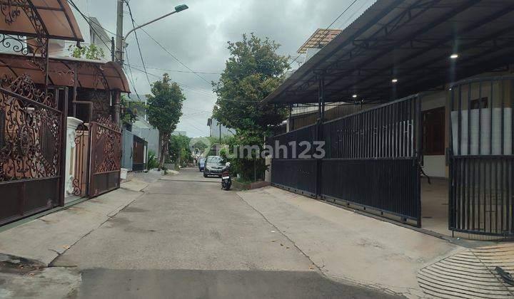 Disewakan Rumah Di Sunter Podomoro , Posisi Hook , Jalan Besar , Bagus  2