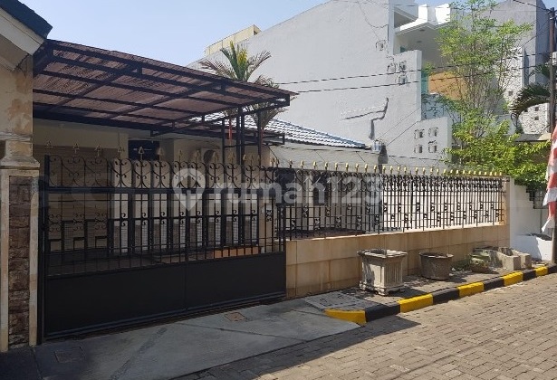 Sewa Murah Rumah di Sunter , 1 Lantai Lebar 10 Panjang 20 , Siap Huni Daerah Komplek Perumahan , Jalan Depan Rumah Lebar 2