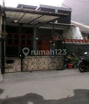 Disewakan Rumah Di Sunter Agung , Komplek Perumahan , Dekat Mall Dan Pasar