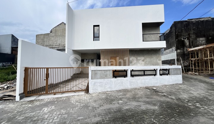 Rumah Baru Perumahan Dekat Kampus UGM, Selatan Kampus UII