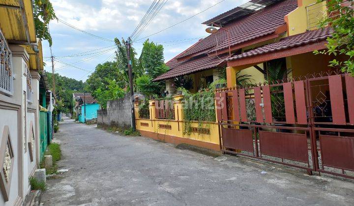 Rumah Pugeran Maguwoharjo Dalam Ringroad, SHM Siap Huni  1