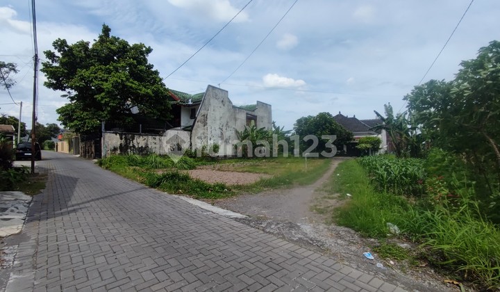 Catur Sloping Land, In Front of Pakuwon Mall, 400 Meters North Ring Road