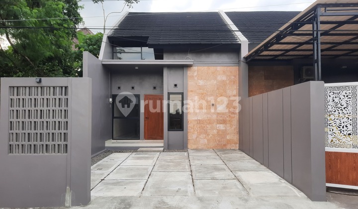 A Comfortable 700 Million House in Maguwoharjo, 200 Meters from Jl. Raya Tajem Km. 3, A Comfortable 700 Million House in Maguwoharjo, 200 Meters from Jl. Raya Tajem Km. 3,