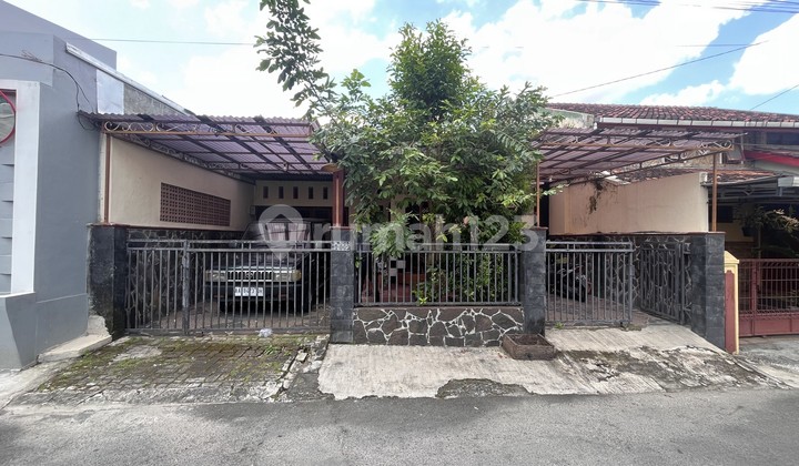 Land of approximately 300 m² BONUS House, 90 meters from Damai Street, Near Jl. Kaliurang KM 8