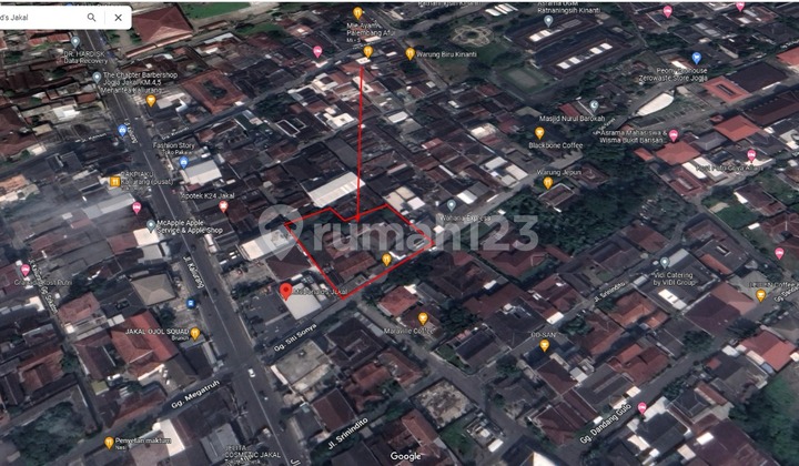 Land for sale with building bonus, located near UGM Campus, Yogyakarta. Land for sale with building bonus, located near UGM Campus, Yogyakarta.
