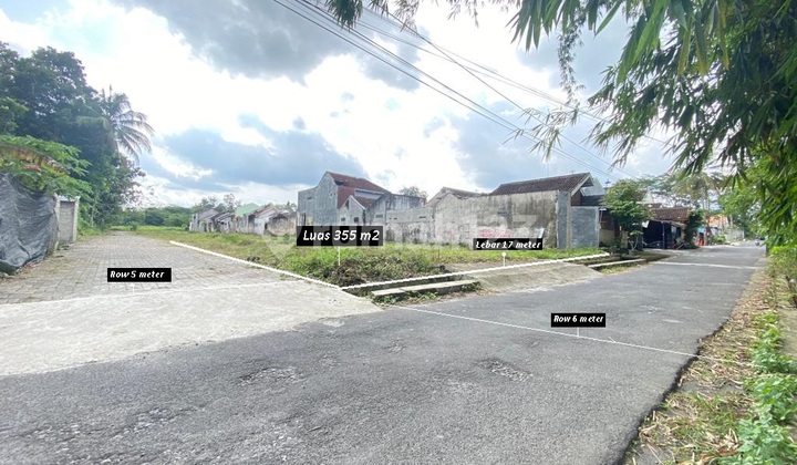 100 Meters Jl. Raya Jangkang
Strategic Land, Paved, Suitable for residences and villas 100 Meters Jl. Raya Jangkang
Strategic Land, Paved, Suitable for residences and villas