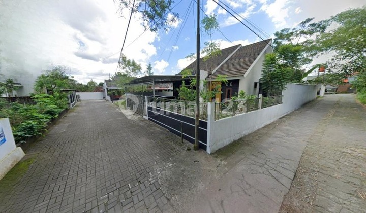 Land for Sale South of UII Campus, Near Jl. Kaliurang, Suitable for Boarding House Land for Sale South of UII Campus, Near Jl. Kaliurang, Suitable for Boarding House