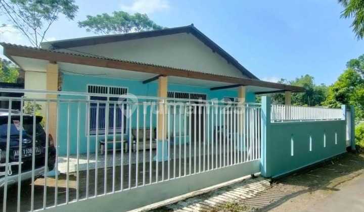 Dijual Homestay dan Kost di Jl Kaliurang Km 22. Full Penghuni.