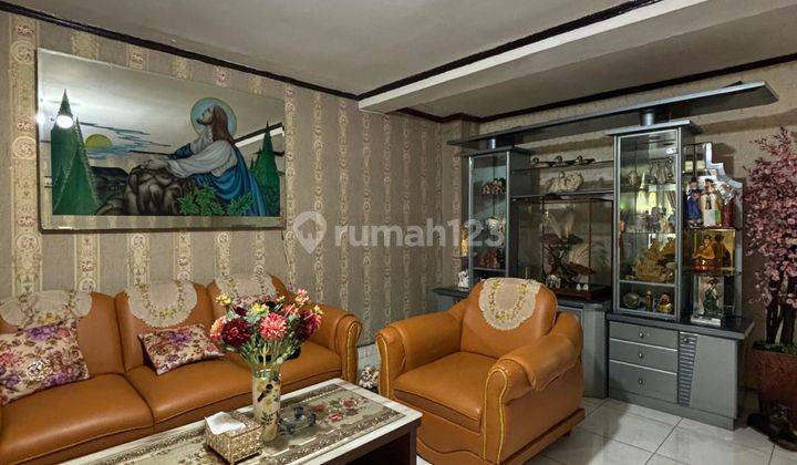 Dijual Rumah 2 Lantai Siap Huni Dekat Mall, Pluit, Jakarta Utara 1