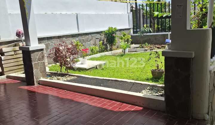 Sewa Rumah Nyaman Asri di Sukahaji Permai Gegerkalong Bandung 1
