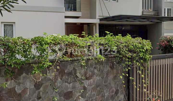 Sewa Rumah Lux Siap Huni di Cluster Setra Murni Bandung Utara