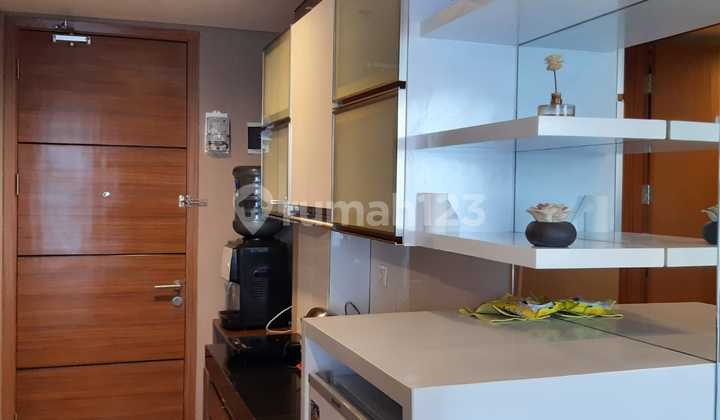 Studio Furnished Apartment for Rent at Dago Suites Bandung