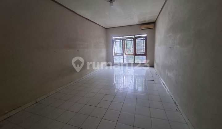 Sewa Rumah Usaha / Kantor di Sayap Riau Bandung Tengah Kota 2