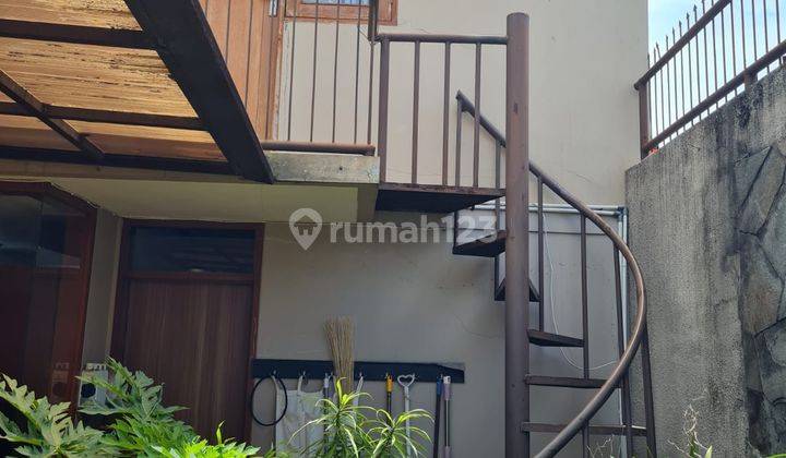 Rumah Terawat Asri Strategis di Sayap Tugabus Dago Bandung 1