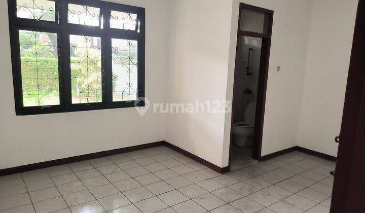 Sewa Rumah Cocok Usaha Kantor Strategis Sayap Pajajaran Bandung 1