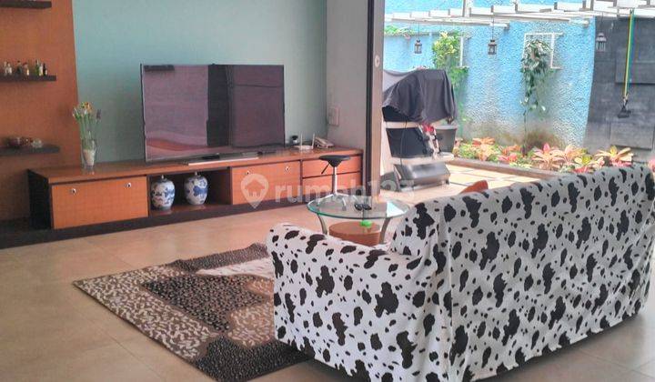Jual Rumah 2 Lantai Homy Cantik di Turangga Bandung Kota