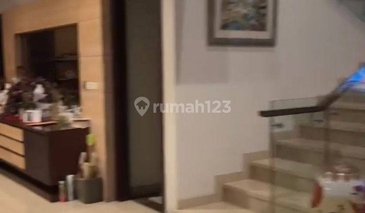 Rumah Mewah Lux Semi Furnish di Cluster Setra Indah Bandung Utara 1