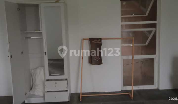 Sewa Rumah 2 Lantai Semi Furnish di Budi Indah Setiabudi Bandung 2