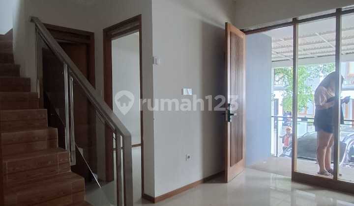 Jual Rumah Murah 2 Lantai di Ubud Bali Garden Awiligar Bandung Jual Rumah Murah 2 Lantai di Ubud Bali Garden Awiligar Bandung