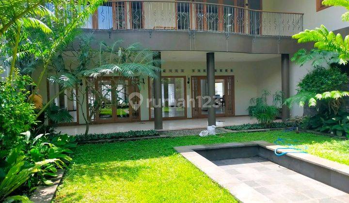 Sewa Rumah Asri Full Furnish 2 Lantai di Cipaku Setiabudi Bandung 1