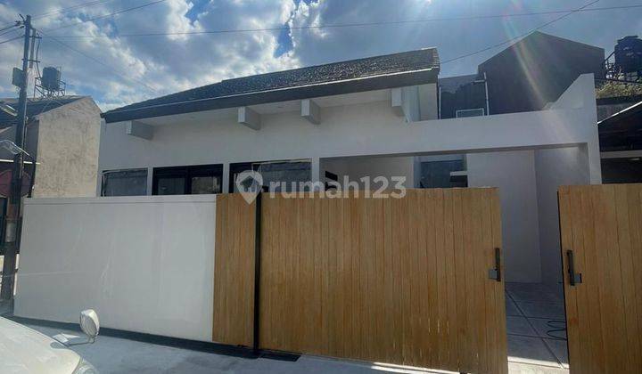 Rumah Baru Fresh Siap Huni di Komplek Arcamanik Antapani Bandung 1