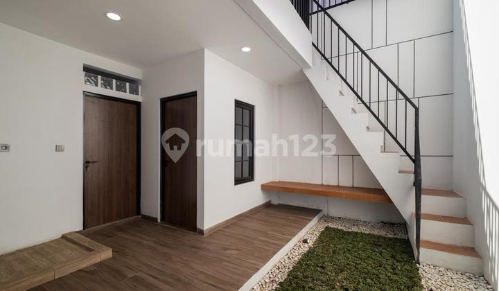Jual Rumah Baru 2 Lantai Modern di Antapani Bandung 2