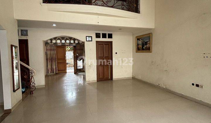 Dijual rumah 2 lantai ditaman harapan baru 2