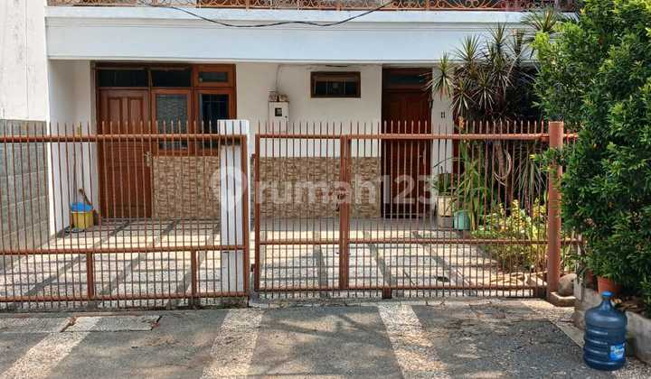 Disewakan/Dijual Rumah Cantik Strategi Siap Huni Dipulomas Disewakan/Dijual Rumah Cantik Strategi Siap Huni Dipulomas