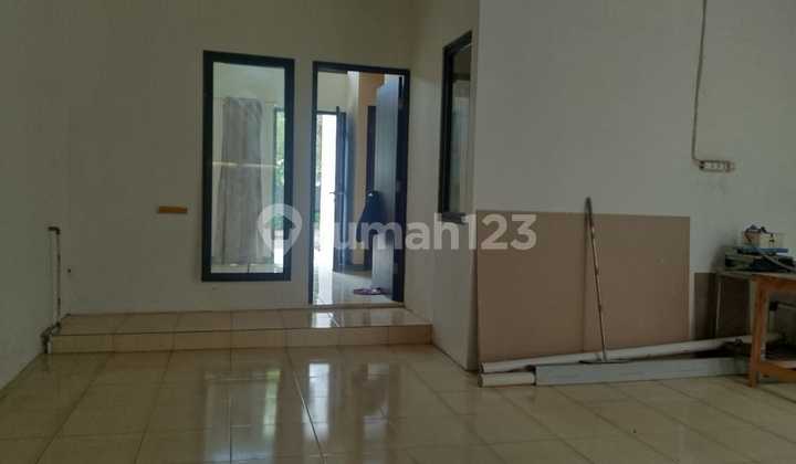 For Rent Ready-to-Occupy House in D'residence Cluster, Harapan Indah, Bekasi 2