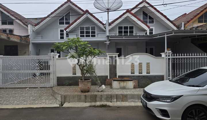 Dijual Rumah Siap Huni Didalam Cluster Taman Harapan Indah (thb),pejuang,kota Bekasi Dijual Rumah Siap Huni Didalam Cluster Taman Harapan Indah (thb),pejuang,kota Bekasi