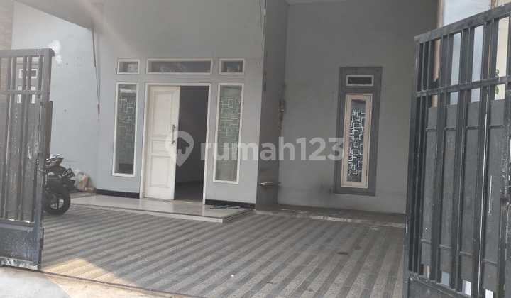 For Rent 2-Story House in Galaxi, South Bekasi