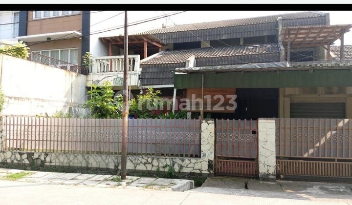 Dijual Rmh Clasik 2 Lantai Layak Huni,dikayumas,pulogadung,jaktim