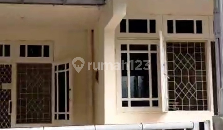 Disewakan Rumah di Harapan Indah,Bekasi