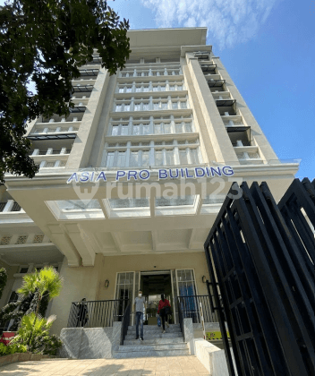 Dijual Gedung Kantor Jakarta Pusat 1