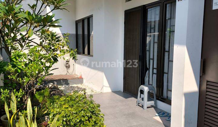 Rumah Semi Furnished Sudah Renovasi Shm - Sertifikat Hak Milik Di Taman Kopo Indah 1 Blok H , Taman Kopo Indah 2