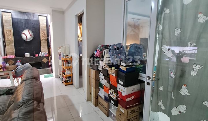 Rumah cantik di cluster viola banjar wijaya 2