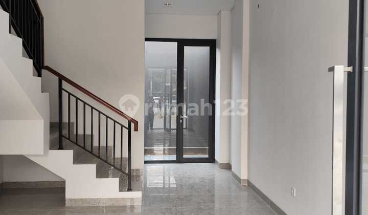 3-story shop house for rent at Campton BSD Shop House