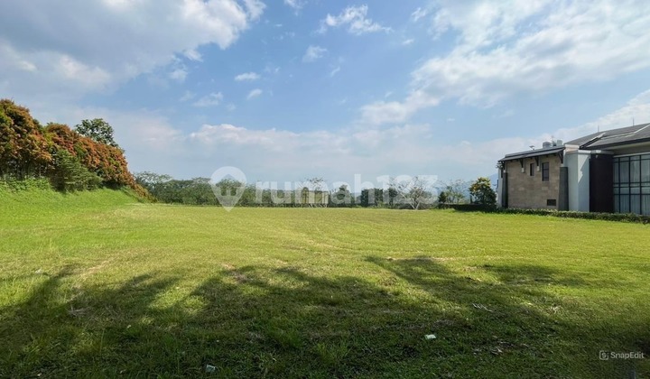 Premium plot for sale in Rancamaya, Bogor, West Java. Premium plot for sale in Rancamaya, Bogor, West Java.