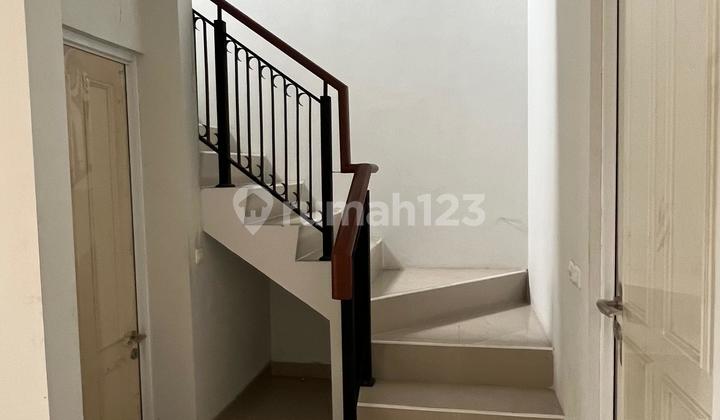 For Sale: Ready-to-Occupy Shop House in Park Serpong 2