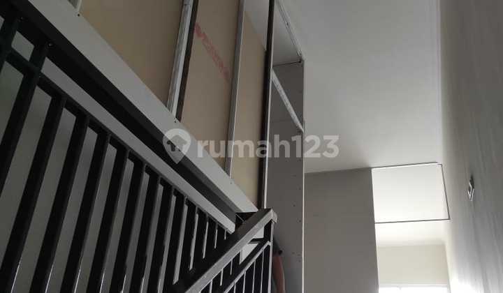 Strategic Shop House for Sale at an Attractive Price in Kreo, Banten, Tangerang 2