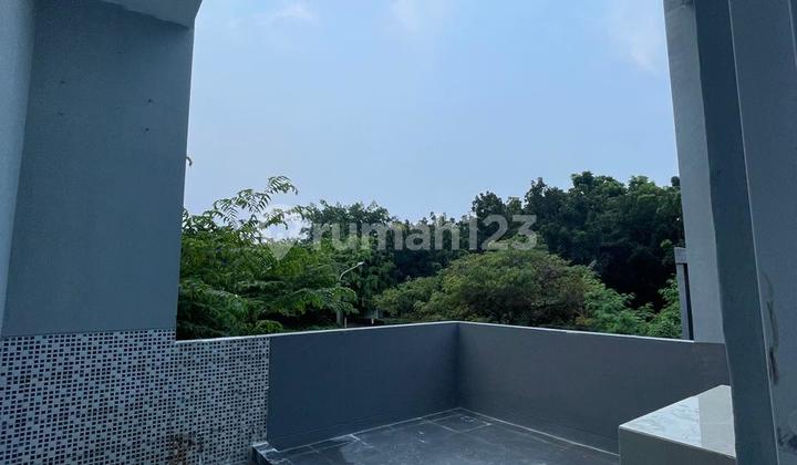 Ready-to-occupy house in Imperial Gading Pelindo residential complex, North Jakarta 2