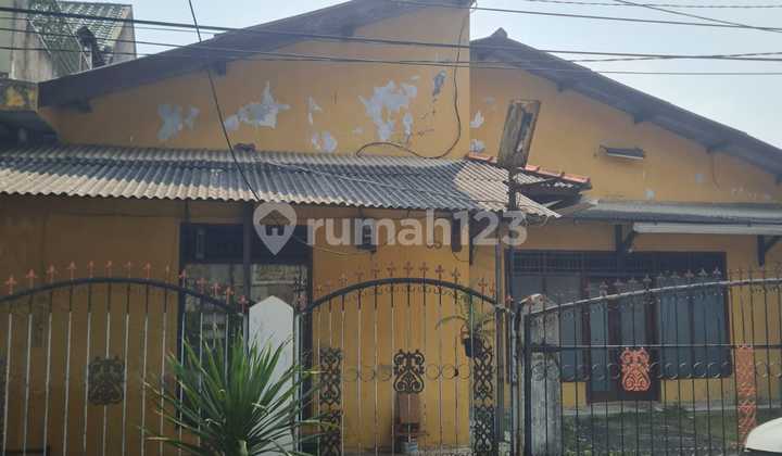 Dijual Rumah Hitung Tanah di Kav Pemda Tangerang