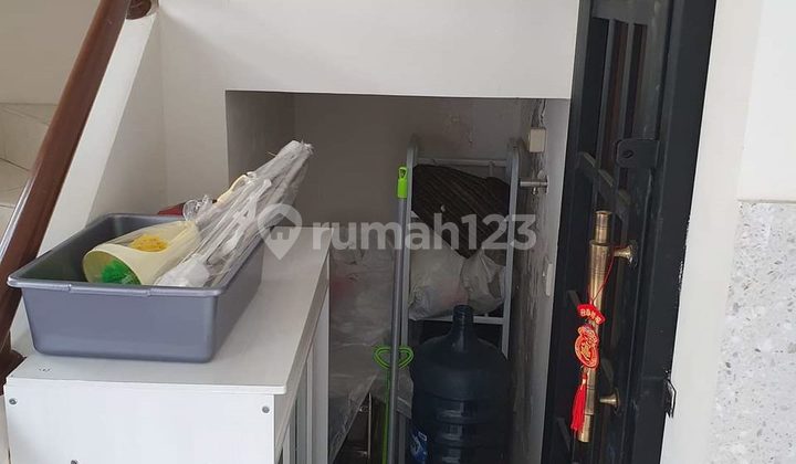 for rent alesha house vanya park BSD