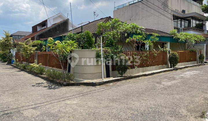 Rumah Hook Siap Huni Lokasi Batununggal Dekat Mayapada