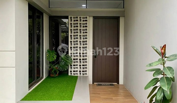 Rumah Siap Huni Di Cluster Flora Sumarecon Bandung 2